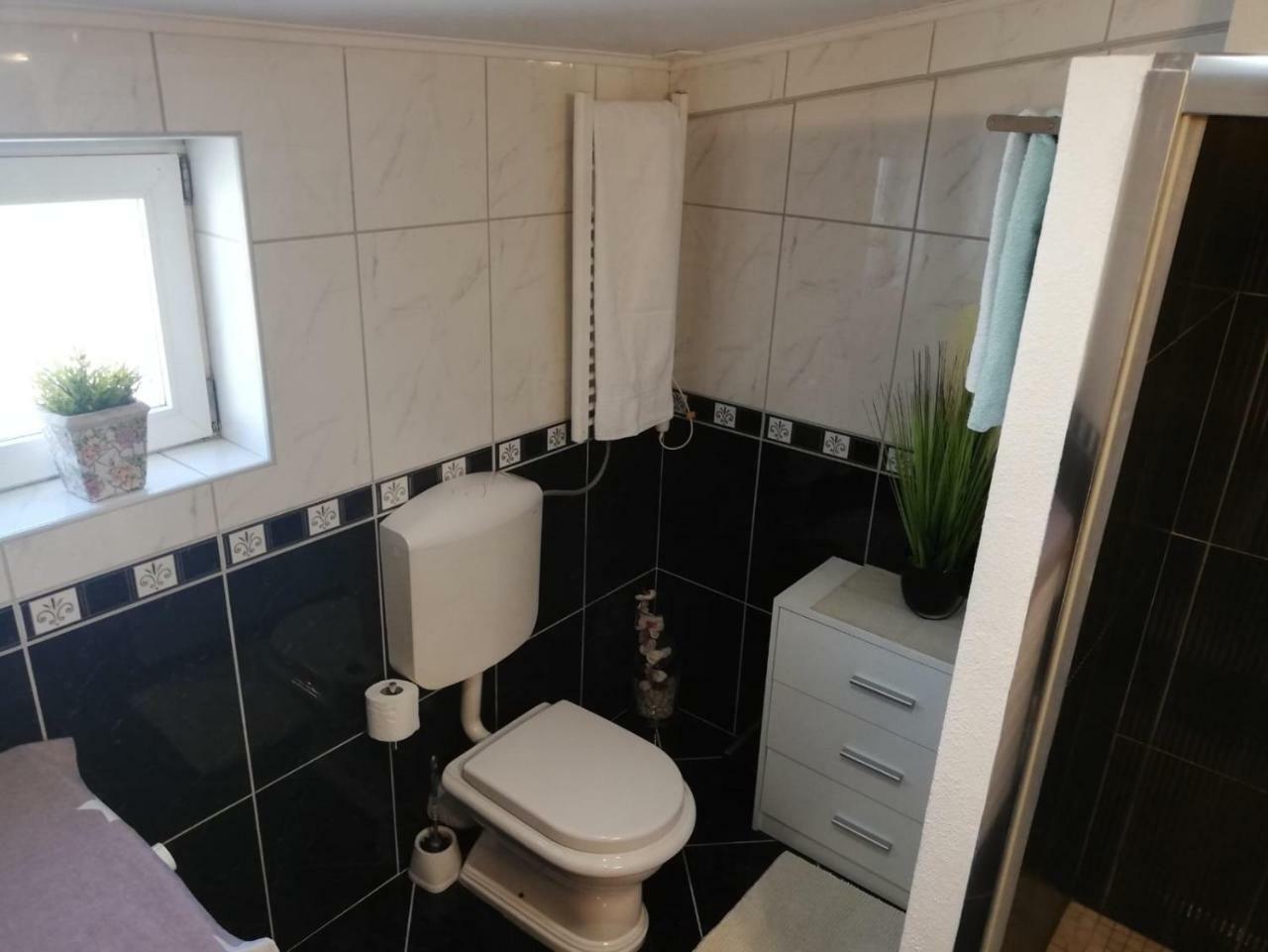 Apartment Silvija Makarska Kültér fotó